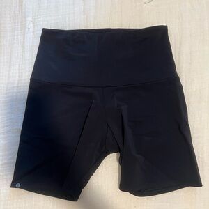 Onzie Black Bike Short